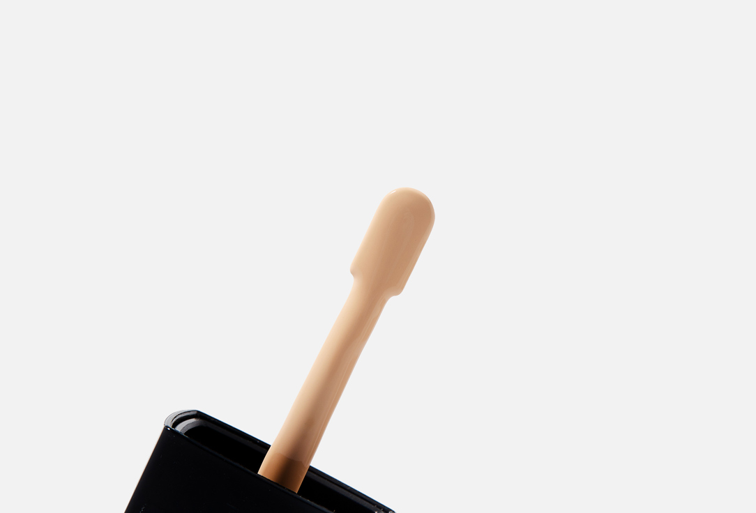 Wet n Wild brightening Foundation Photo Focus Dewy