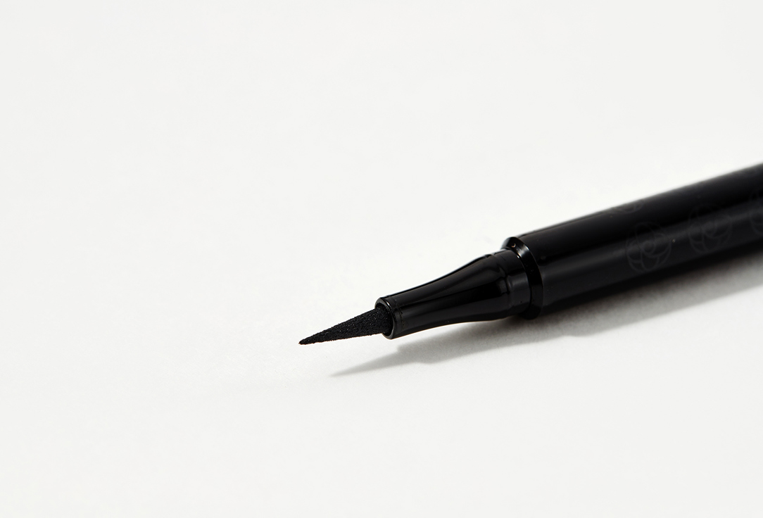 NINELLE Eyeliner EL FAVORITO