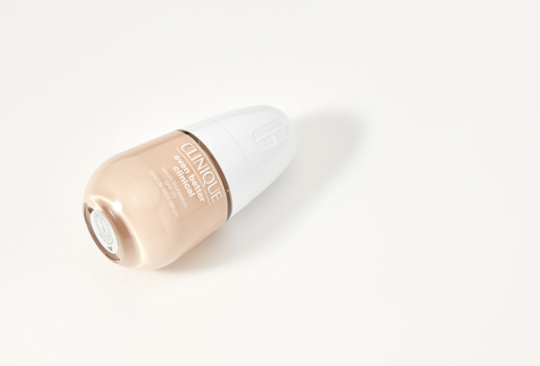 Clinique Moisturizing & Brightening Serum-Foundation SPF20 Even Better Clinical 02CN, Breeze 30 ml Clinique Moisturizing & Brightening Serum-Foundation SPF20 Even Better Clinical