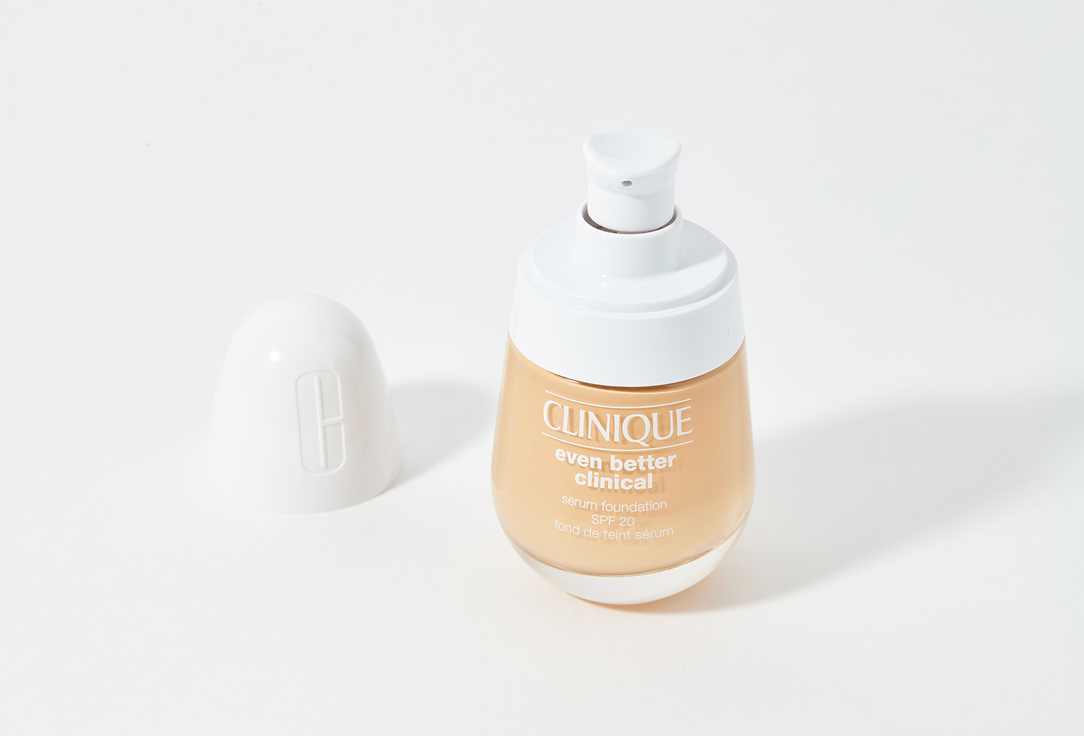 Clinique Moisturizing & Brightening Serum-Foundation SPF20 Even Better Clinical