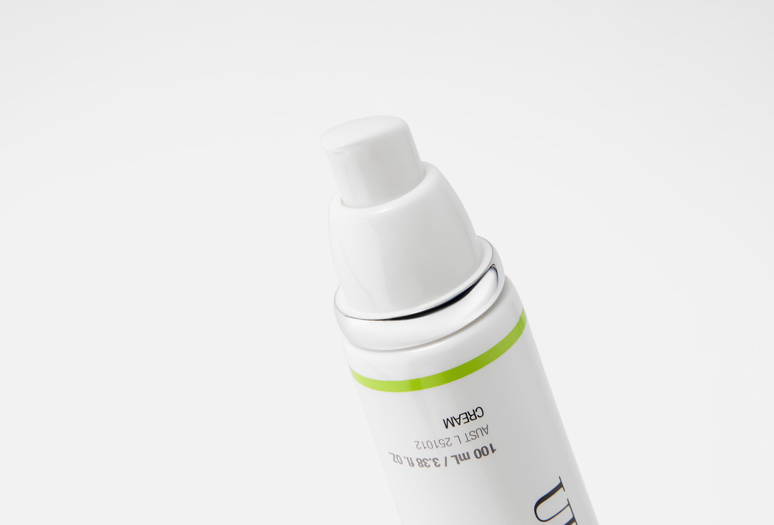 ULTRACEUTICALS Mattifying Sunscreen cream SPF30 Ultra uv protective moisturiser 100 ml ULTRACEUTICALS Mattifying Sunscreen cream SPF30 Ultra uv protective moisturiser