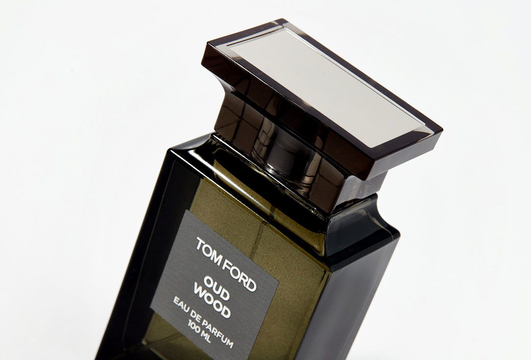 توم فورد ماء العطر عود وود