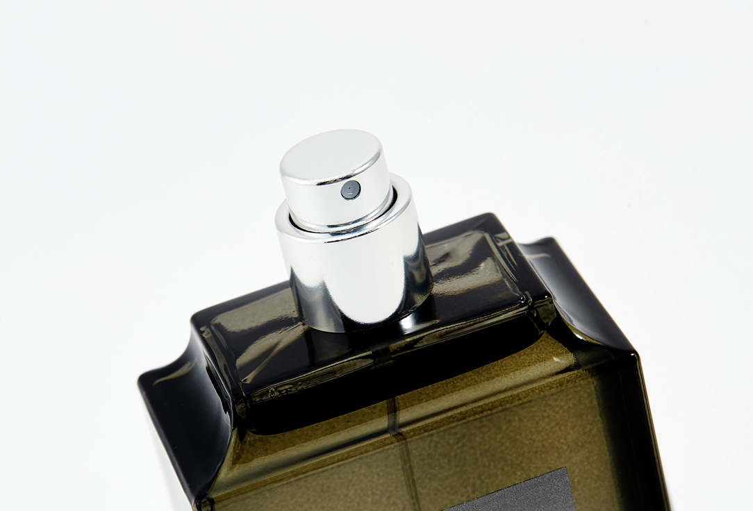 توم فورد ماء العطر عود وود
