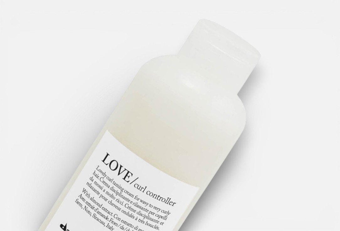 Davines Controlling and Relaxing Cream for curly hair LOVE CURL controller 150 ml Davines Controlling and Relaxing Cream for curly hair LOVE CURL controller