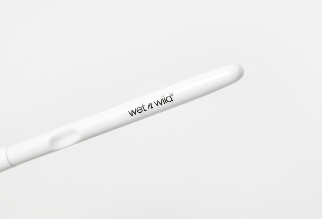 Wet n Wild Eyeshadow Brush Large
