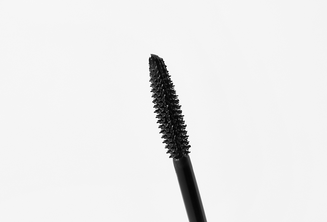 Vivienne Sabo Volume Mascara Cabaret premiere