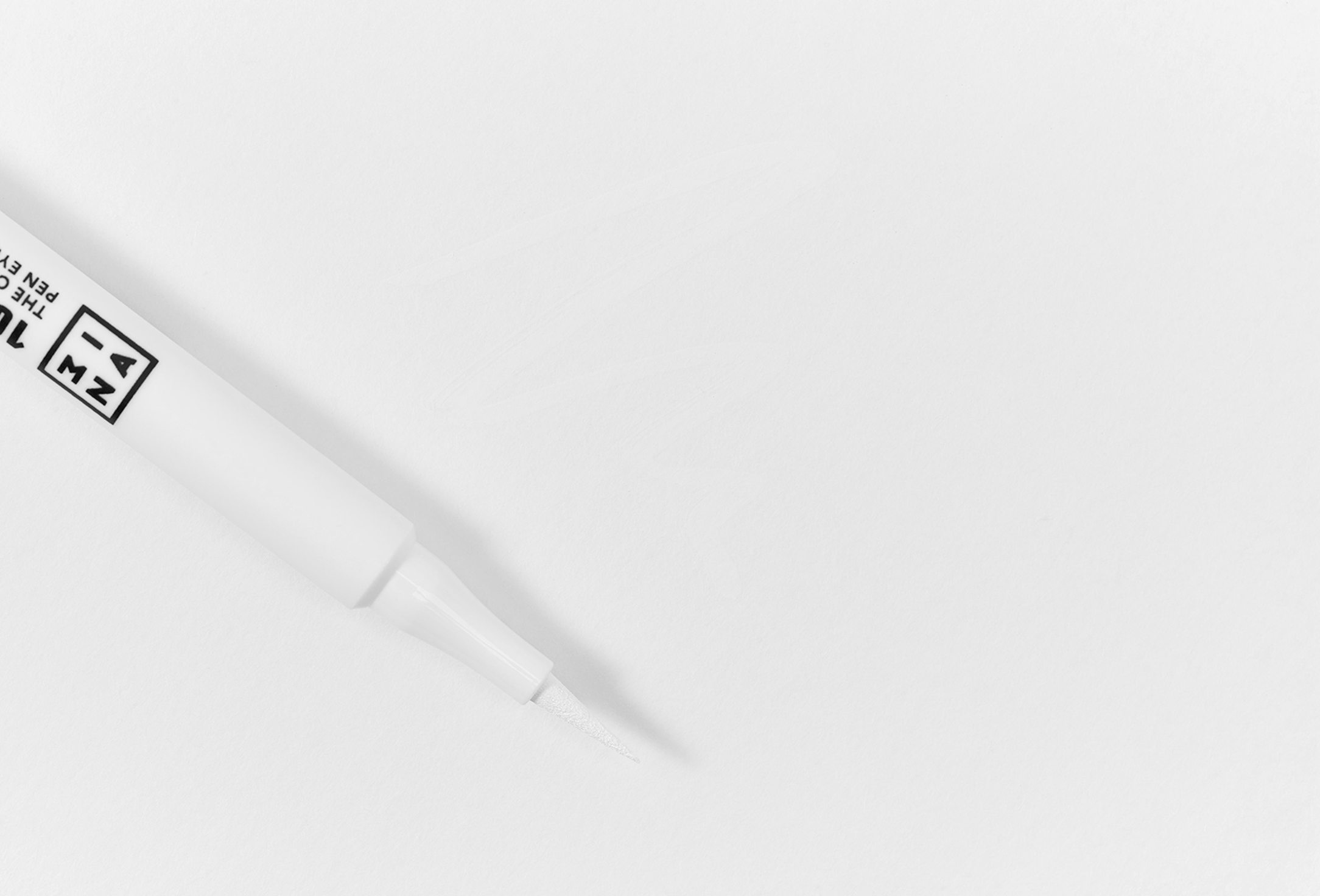 3INA Long-Lasting, Matte Eyeliner The Color Pen Eyeliner 100, White 1 ml 3INA Long-Lasting, Matte Eyeliner The Color Pen Eyeliner