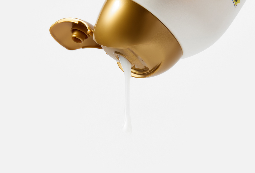OGX Nourishing Shampoo Nourishing + Coconut Milk