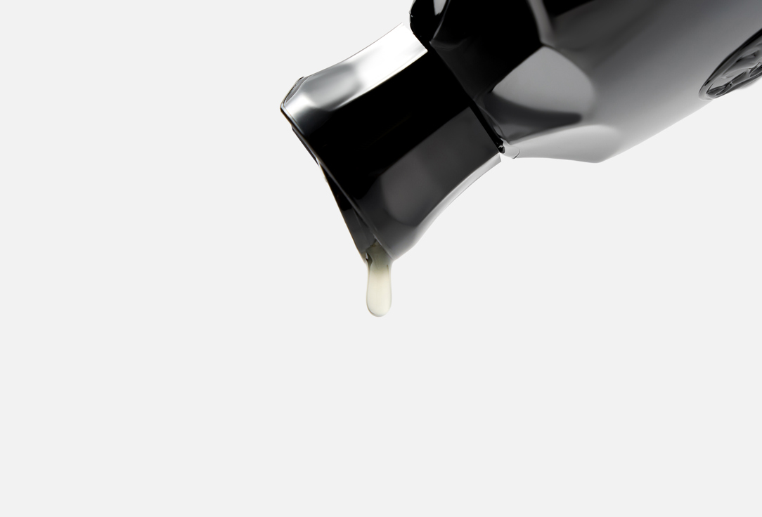 Oribe Daily Moisturizing Shampoo Signature Shampoo