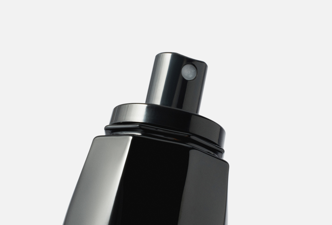 Oribe Nourishing and Hydrating protector hair spray Mystify