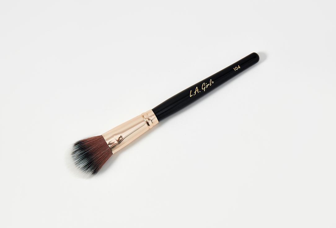 L.A. Girl Makeup Brush Domed Stippling Brush