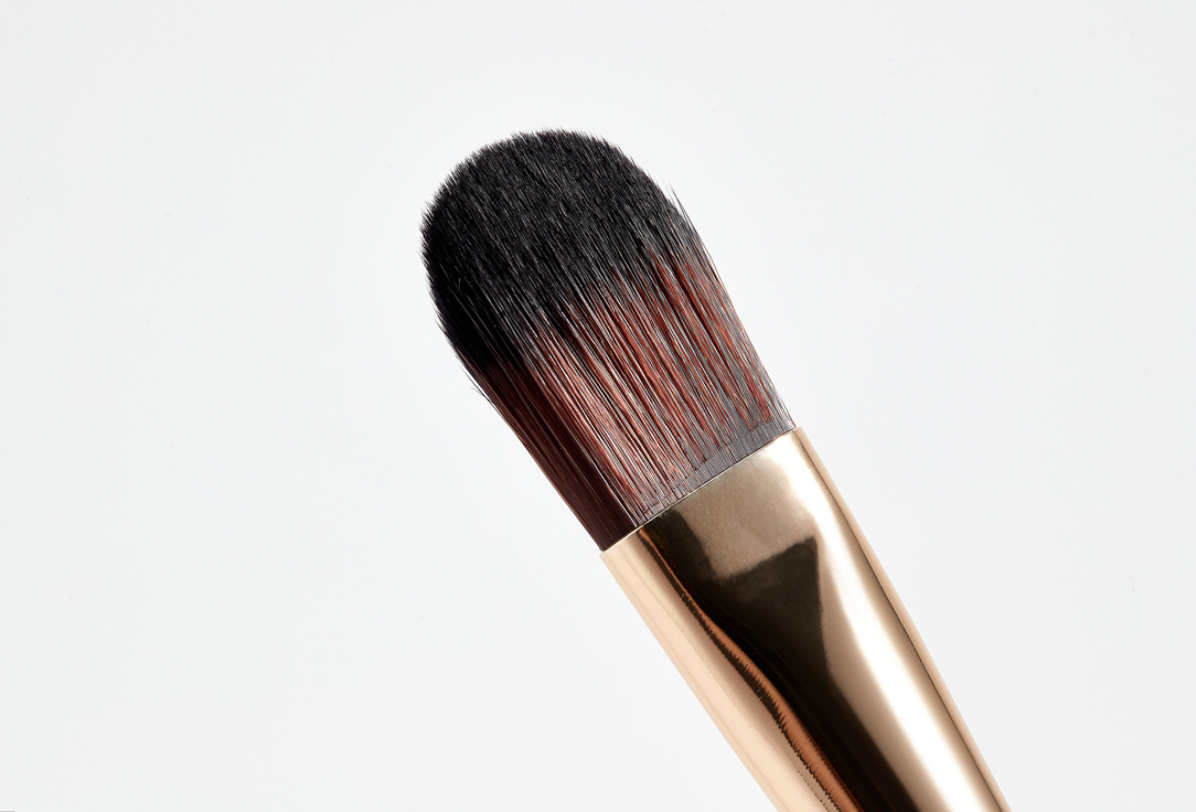 L.A. Girl Makeup Brush Flat Foundation Brush