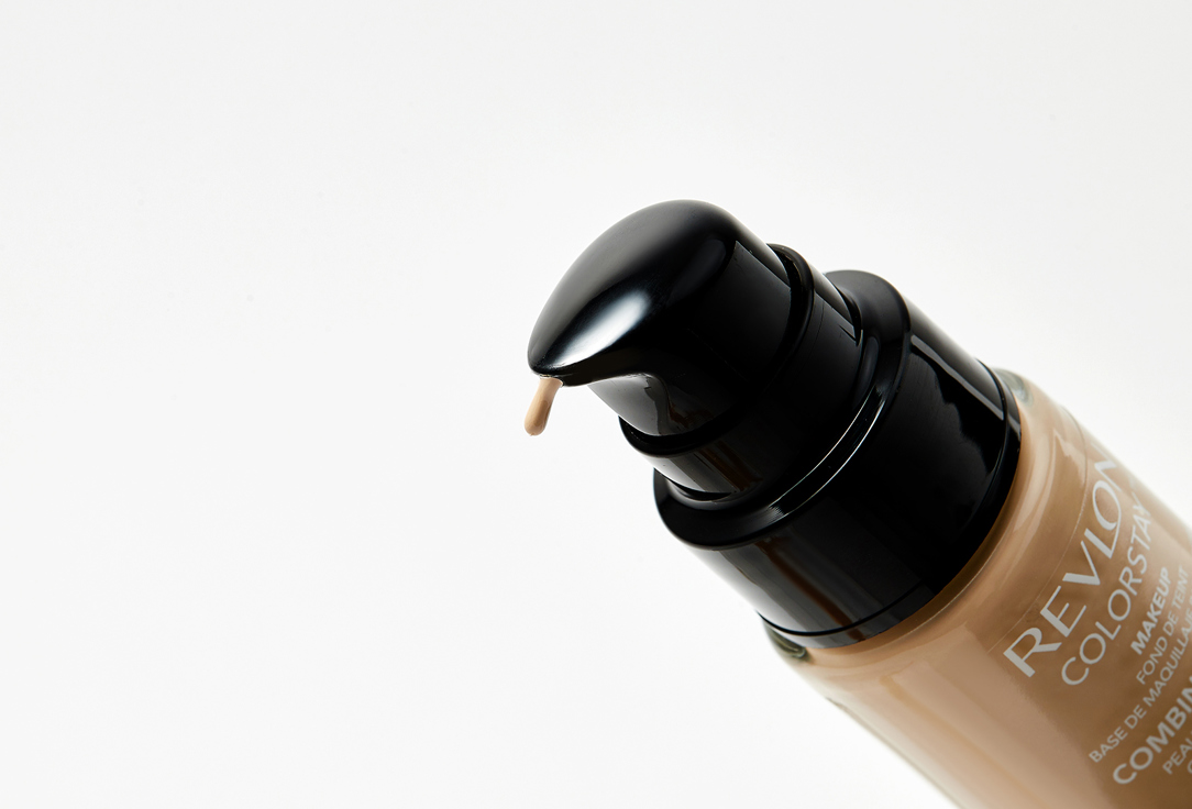 Revlon matte liquid foundation SPF 15 Colorstay Makeup For Combination-Oily Skin 180, Sand beige 30 ml Revlon matte liquid foundation SPF 15 Colorstay Makeup For Combination-Oily Skin