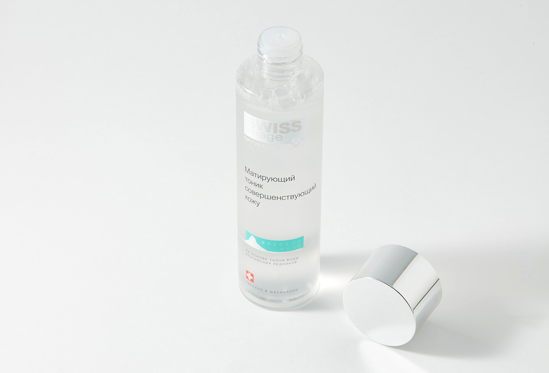 Swiss image Refreshing & Mattifying Toner Essential Care