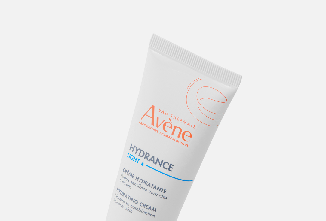 EAU THERMALE AVENE Light moisturizing emulsion Hydrance Legere 40 ml EAU THERMALE AVENE Light moisturizing emulsion Hydrance Legere