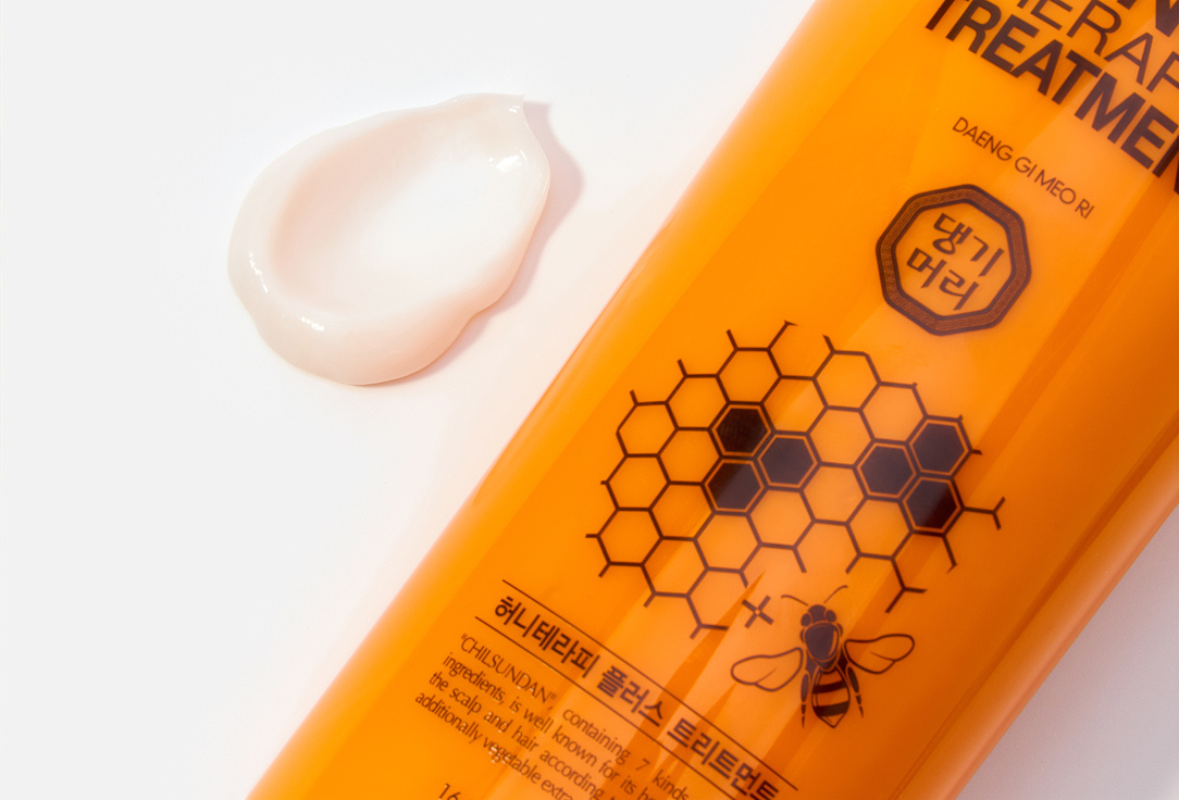 Daeng Gi Meo Ri Restoring Hair Balm honey plus treatment 500 ml Daeng Gi Meo Ri Restoring Hair Balm honey plus treatment