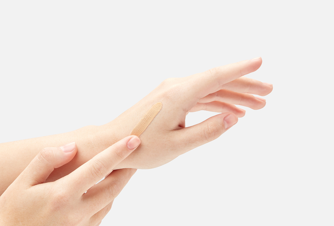 Clarins Foundation SPF 15 SKIN ILLUSION