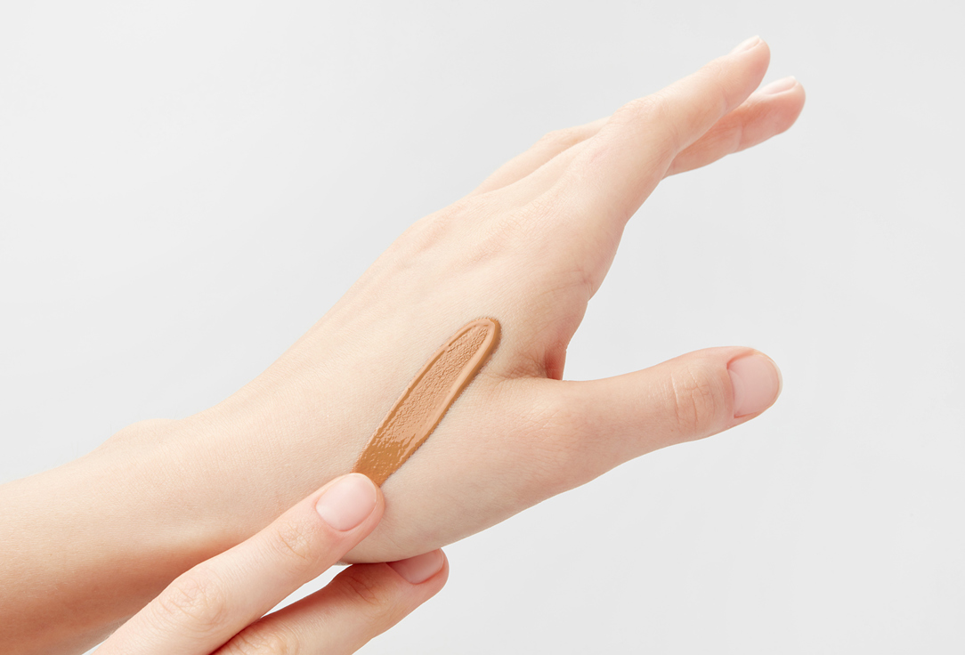 Shiseido Foundation with a radiant effect Future solution lx