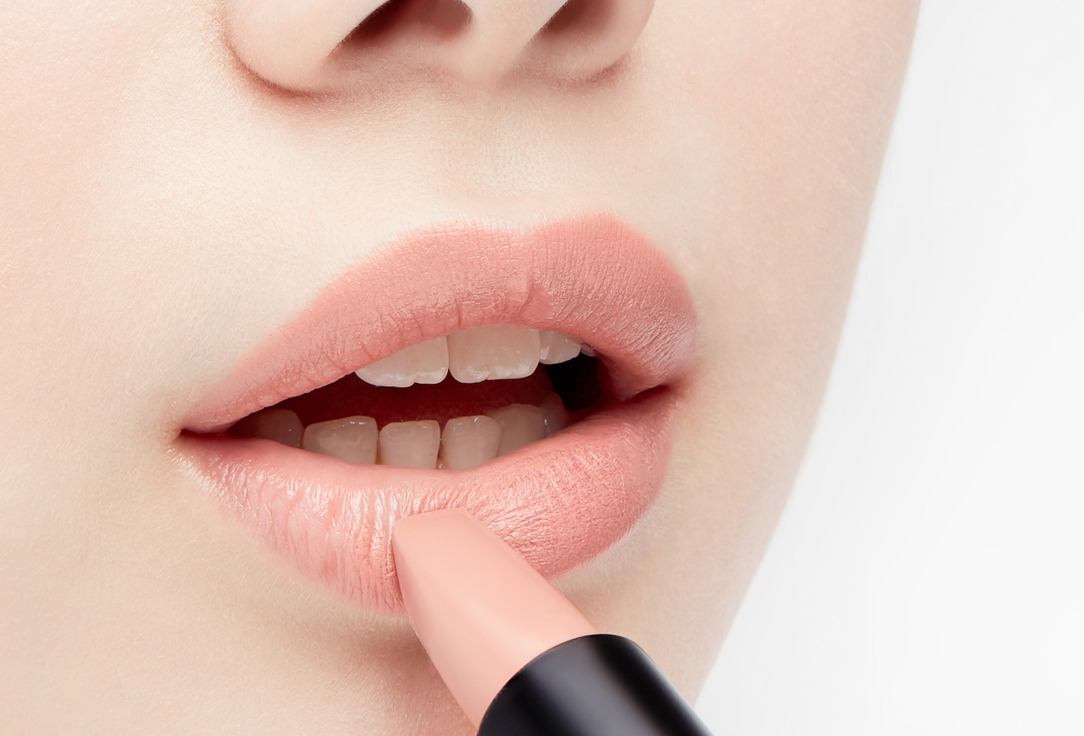 Shiseido Matte Lipstick Modernmatte Powder