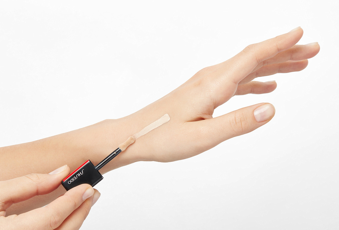 Shiseido Self Refreshing Dual Tip Concealer Synchro