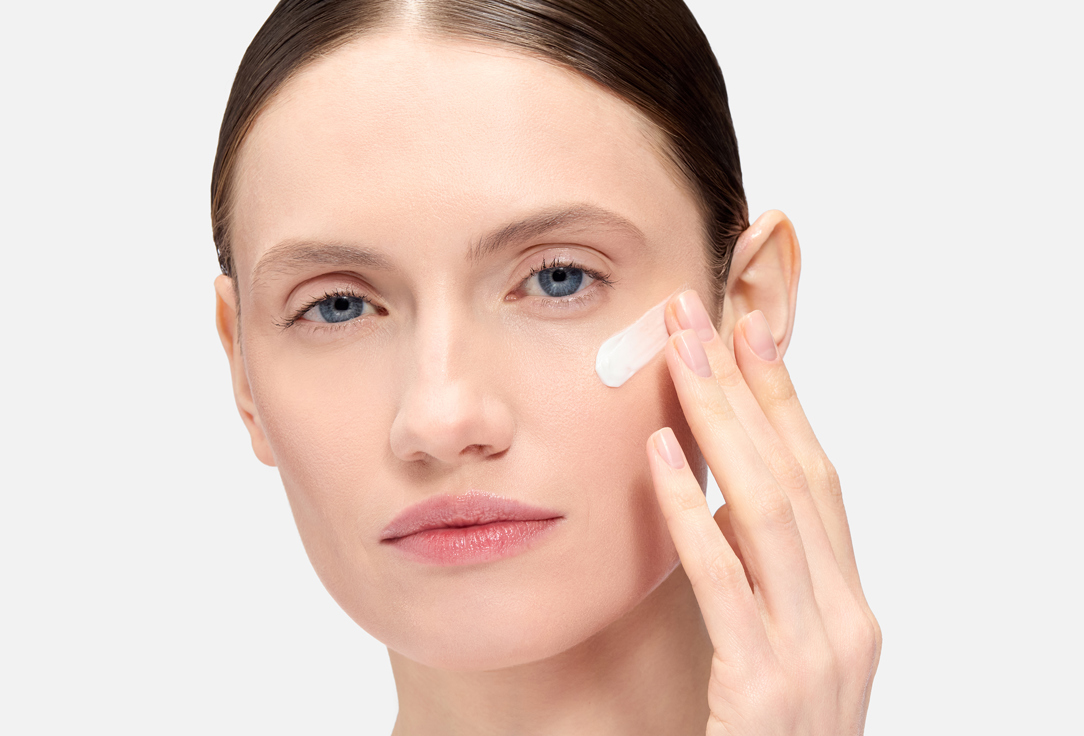 Estée Lauder Night Regenerating detox face cream Nightwear plus