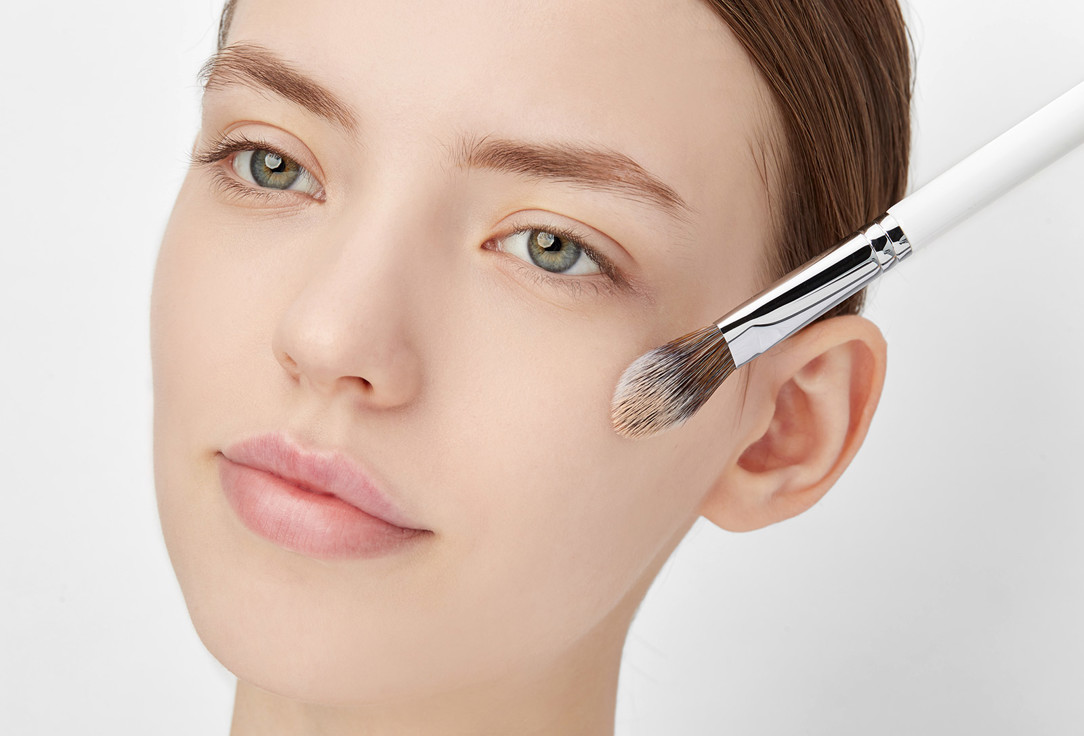 SHIK Makeup brush Modeling