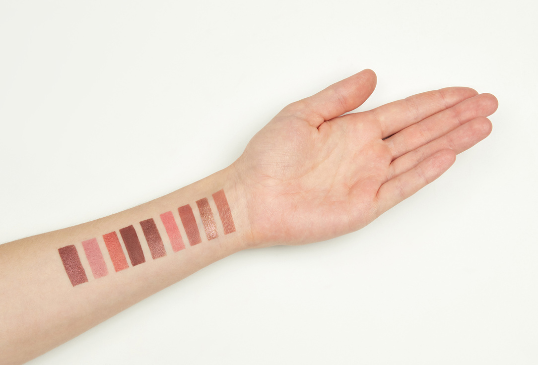 MakeUp Revolution Eyeshadow palette Ultimate Nudes Medium 8.1 g MakeUp Revolution Eyeshadow palette Ultimate Nudes
