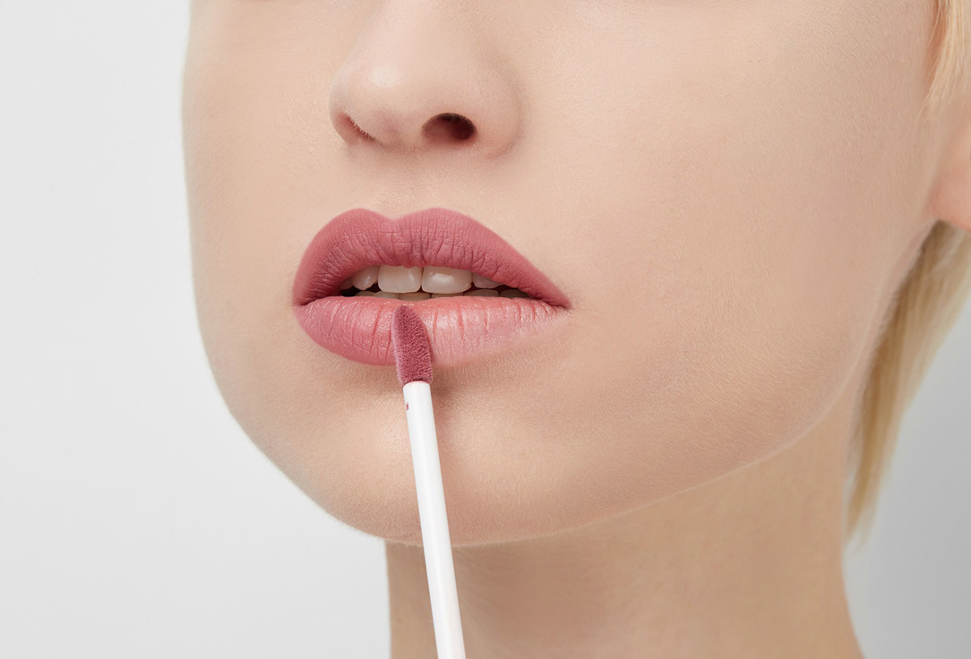 Kylie Cosmetics Matte Full-Coverage Liquid Lipstick Matte Liquid Lipstick