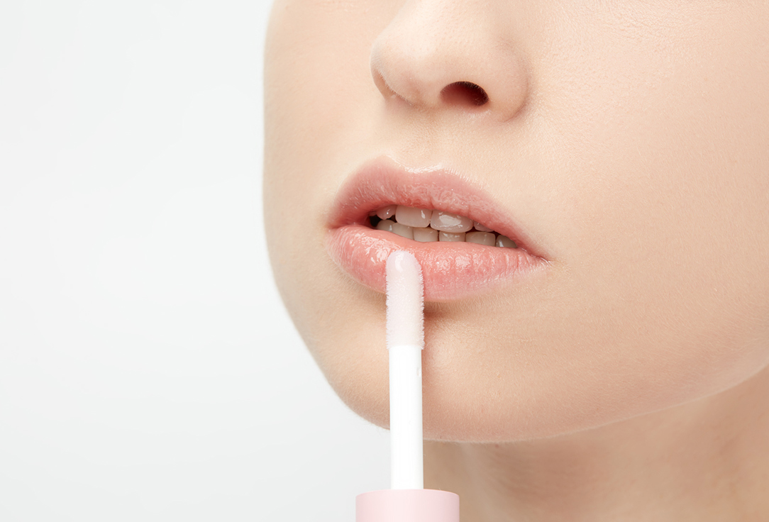 Kylie Cosmetics Shimmering lip gloss High Gloss