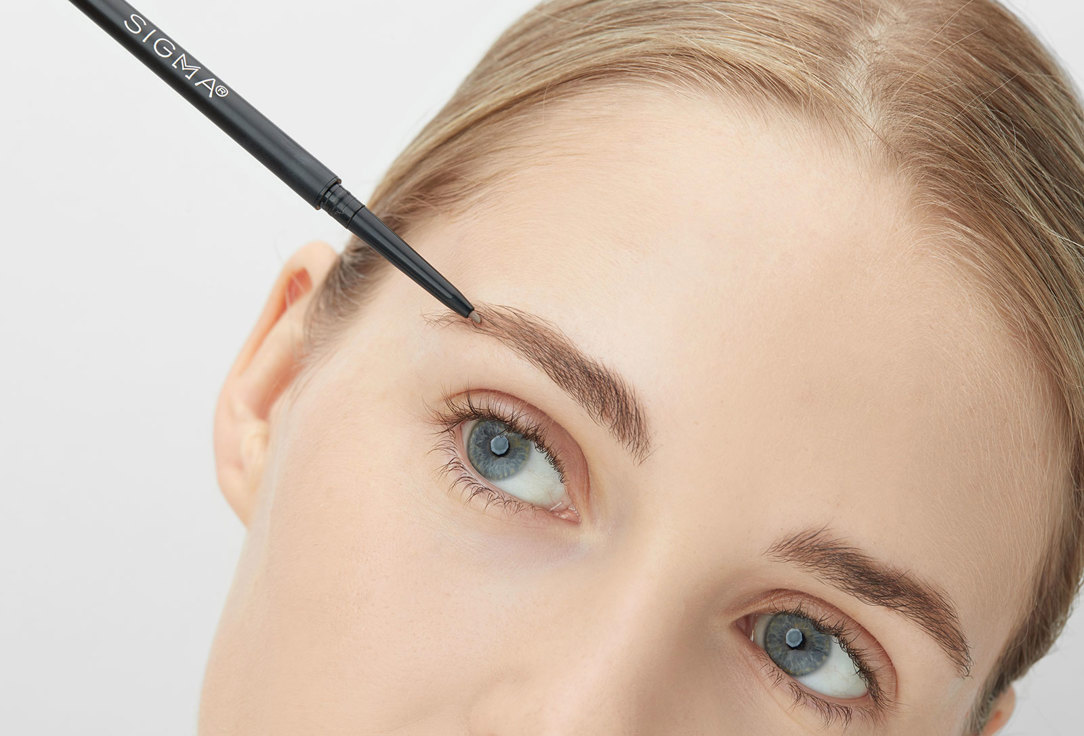 SIGMA BEAUTY Eyebrow Pencil Fill + Blend