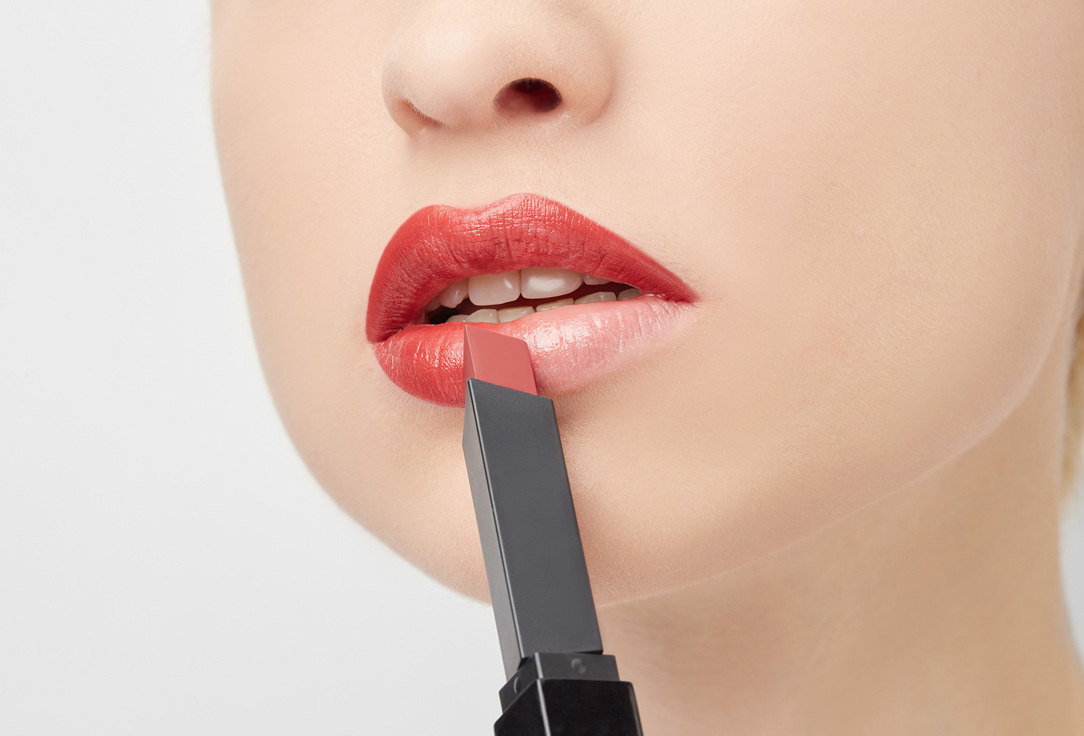 Yves Saint Laurent Semi-matte Lipstick The Slim Velvet Radical 302, Brown no way back 2 g Yves Saint Laurent Semi-matte Lipstick The Slim Velvet Radical