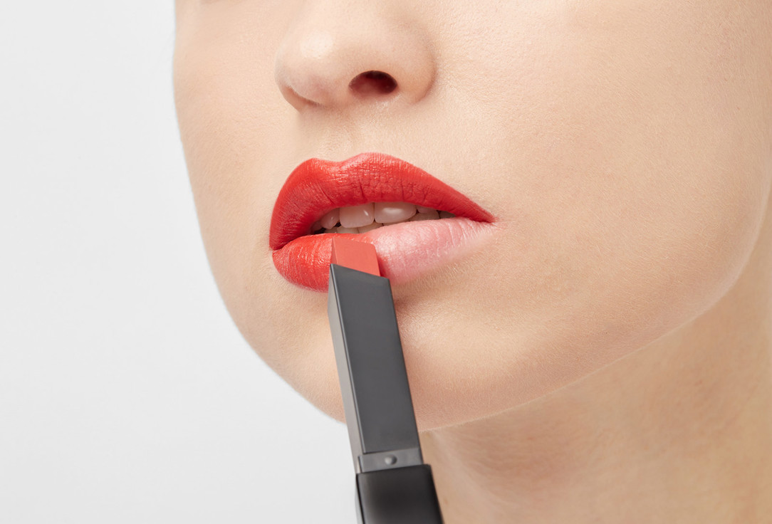 Yves Saint Laurent  МАТОВАЯ ПОМАДА ДЛЯ ГУБ THE SLIM VELVET RADICAL
