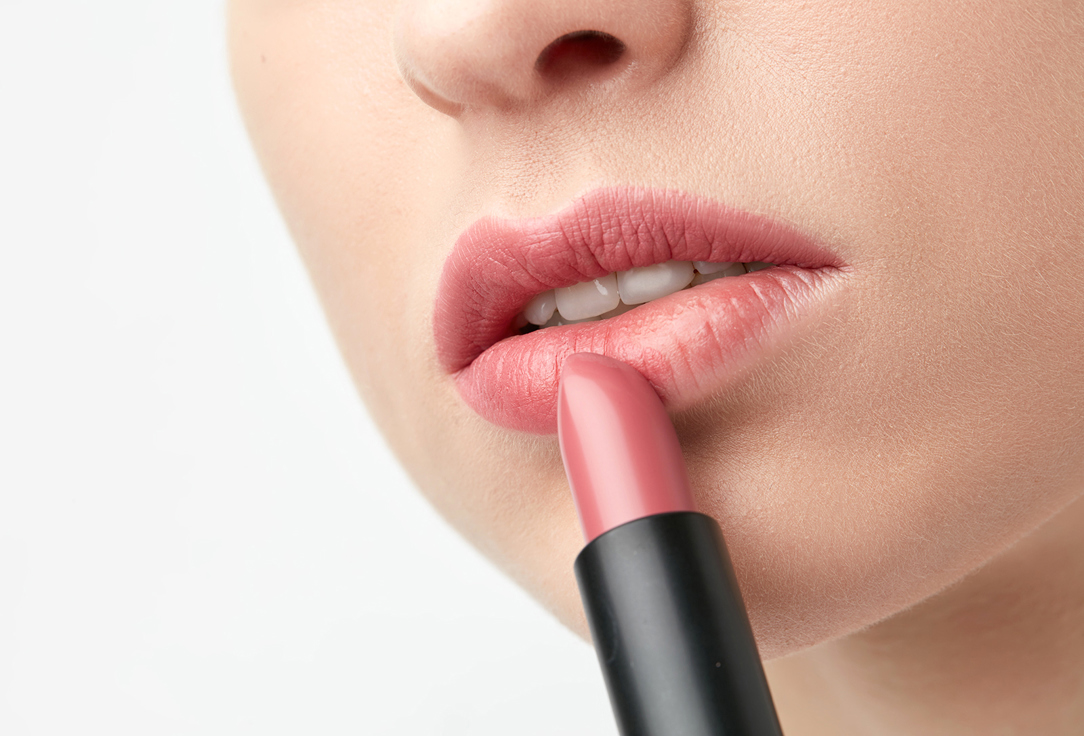 LUXVISAGE Matte lipstick Pin-Up ultra matt 517, Ariana 4 g LUXVISAGE Matte lipstick Pin-Up ultra matt