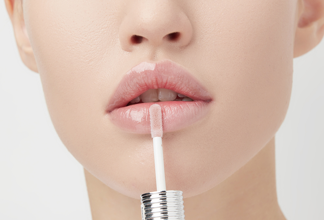 LUXVISAGE Volumizing Lip gloss LIP Volumizer Hot Vanilla
