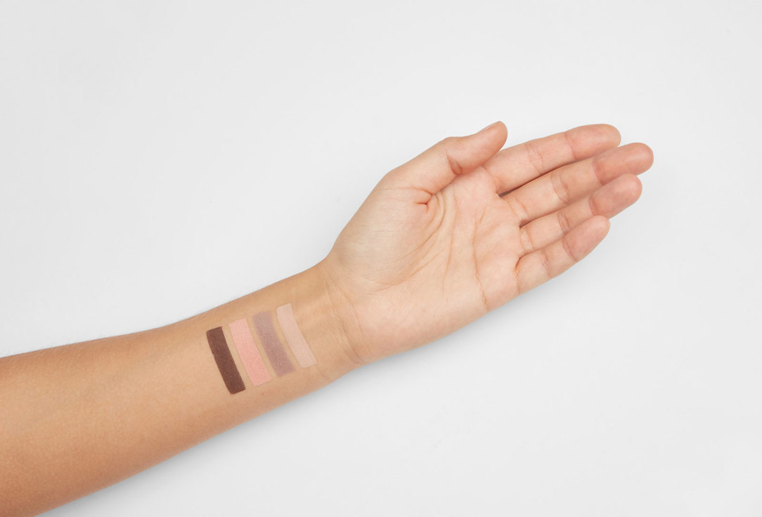 LUXVISAGE Eye Shadow Glam Look 04, Purple 4 g LUXVISAGE Eye Shadow Glam Look
