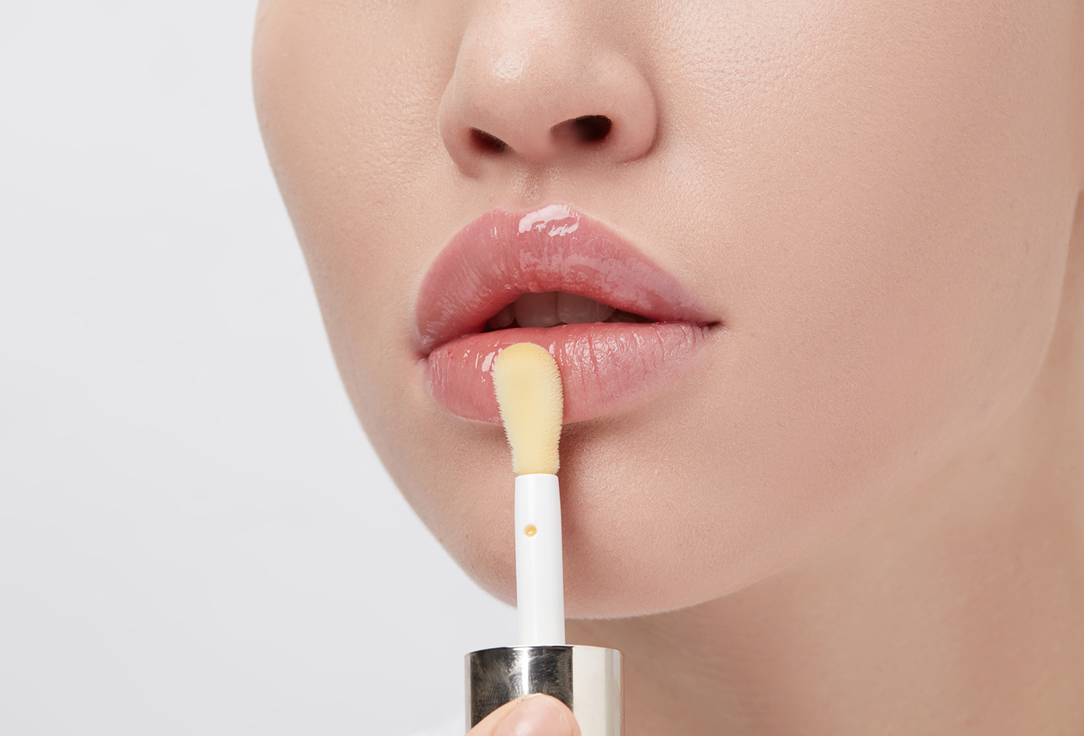 Clarins Nourishing Tinted Lip Oil Lip Comfort Oil 01, Honey 7 ml Clarins Nourishing Tinted Lip Oil Lip Comfort Oil