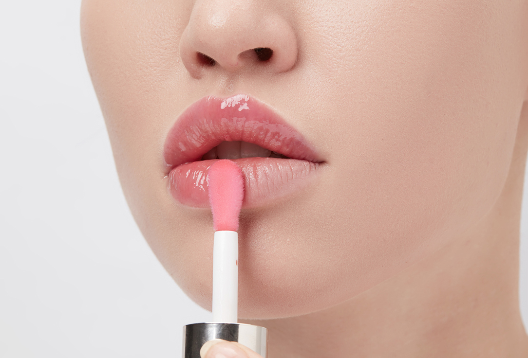 Clarins Lip gloss oil Lip Comfort Oil 08, Strawberry 7 ml Clarins Lip gloss oil Lip Comfort Oil