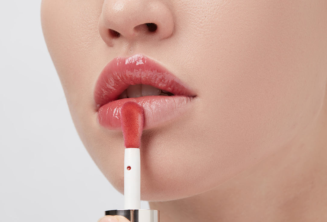 Clarins Nourishing Tinted Lip Oil Lip Comfort Oil 09, Chocolate 7 ml Clarins Nourishing Tinted Lip Oil Lip Comfort Oil