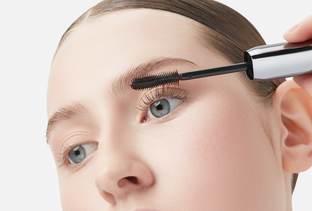 KIKO Milano Volumizing mascara Standout Volume Buildable