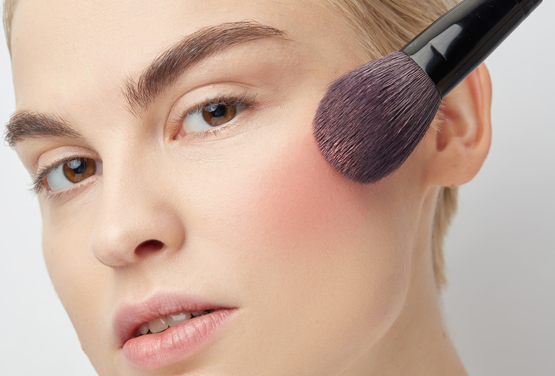 Divage Matte Tint for face & lips Chic Touch