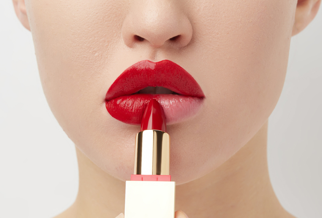 Valentino Satin Creamy Lipstick Rosso