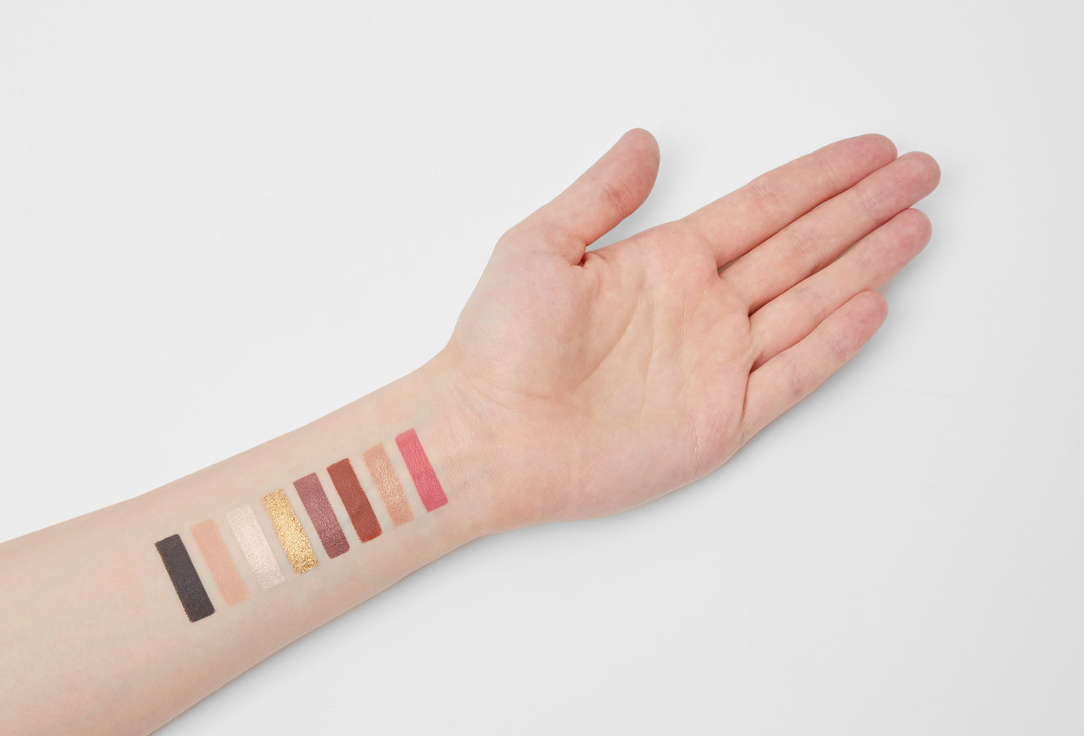 Valentino Eyeshadow palette Color-Flip