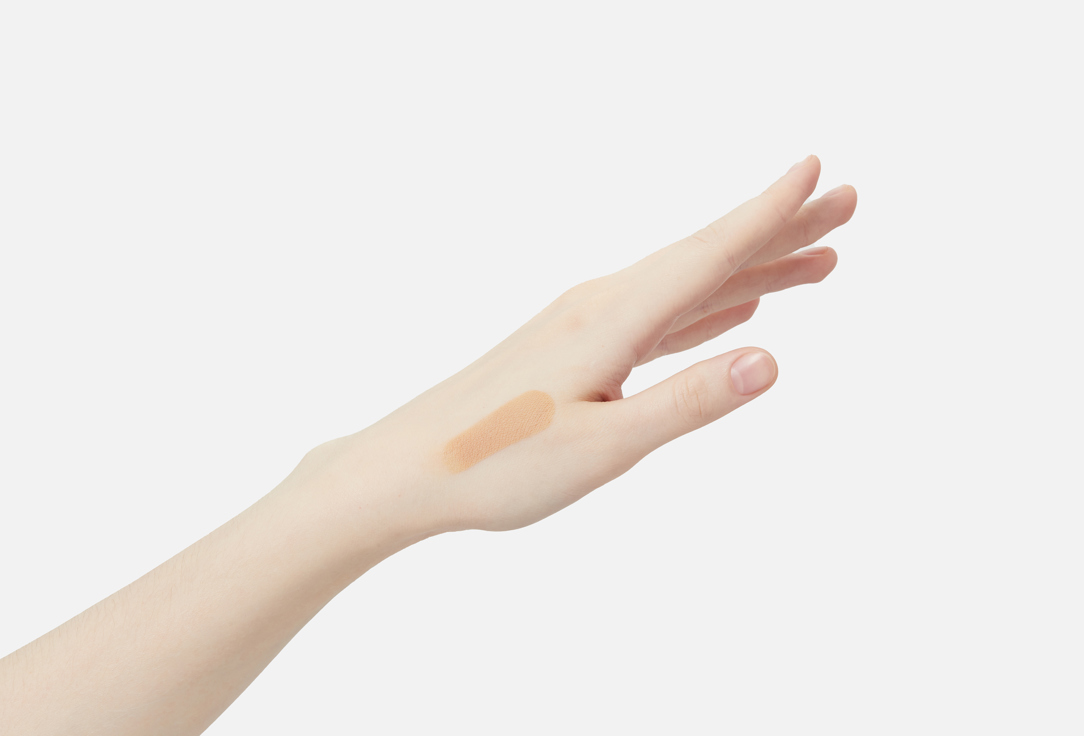 Clé de Peau Beauté Multitasking creamy stick concealer SPF 27 Concealer