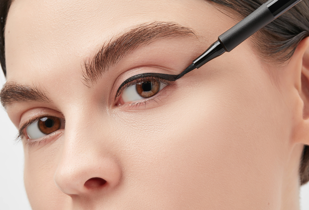 DEBORAH MILANO Waterproof liquid eyeliner pen 24ORE EXTRA Black 1.5 g DEBORAH MILANO Waterproof liquid eyeliner pen 24ORE EXTRA