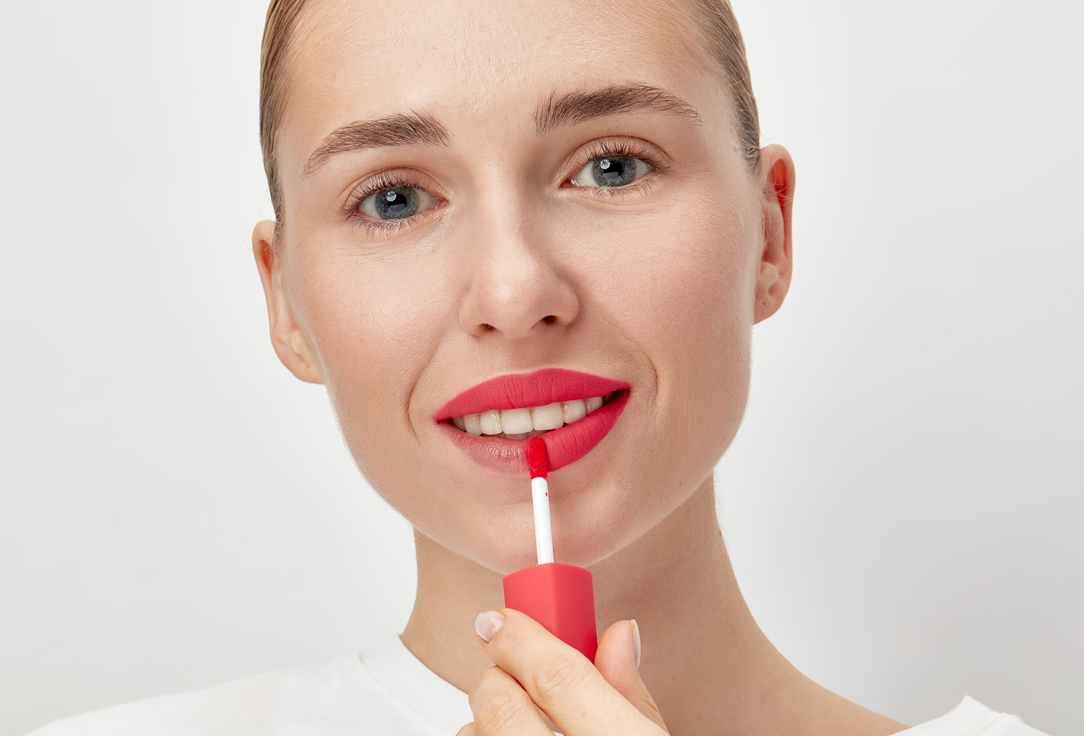 3INA Creamy, Long-Lasting matte lipstick The Longwear Lipstick