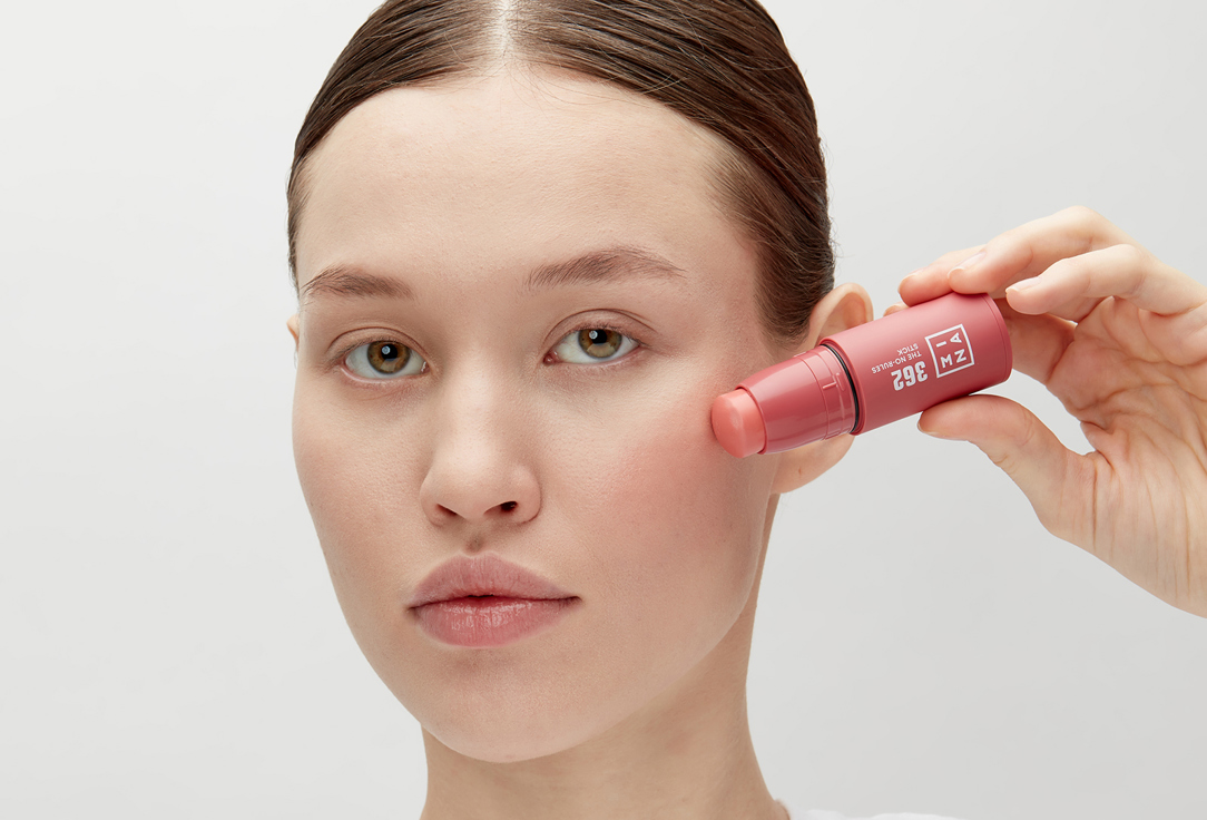 3INA 3-in-1 multi-tasking lipstick, blush, and eyeshadow The No-Rules Stick