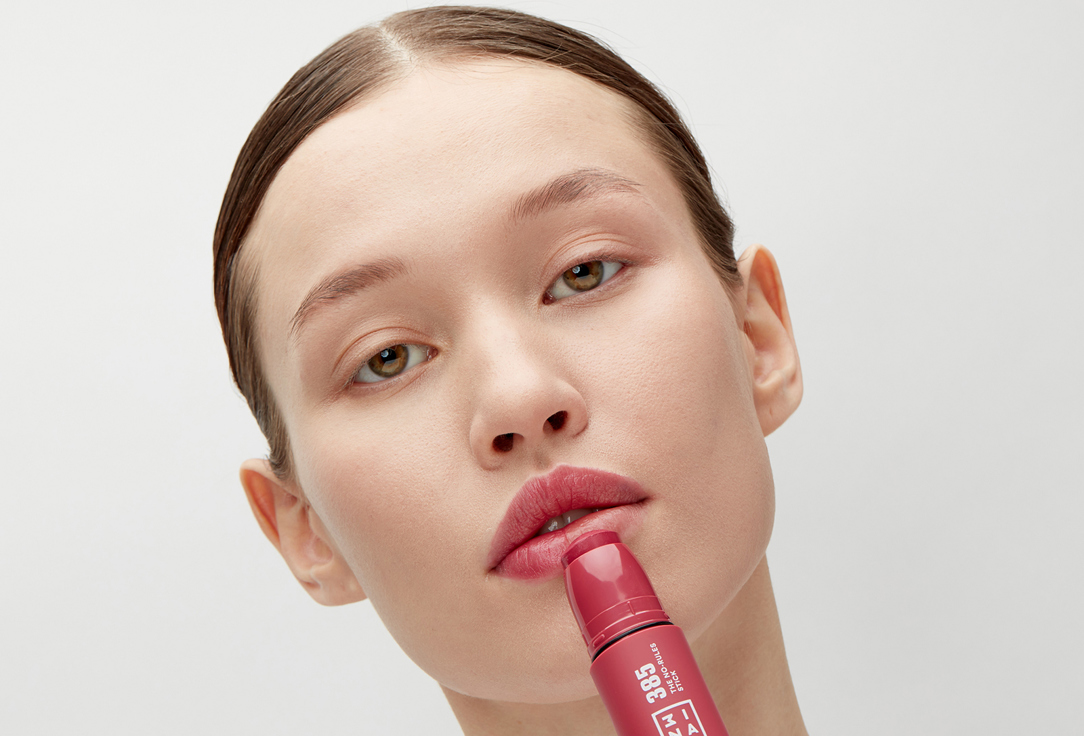 3INA 3-in-1 multi-tasking lipstick, blush, and eyeshadow The No-Rules Stick