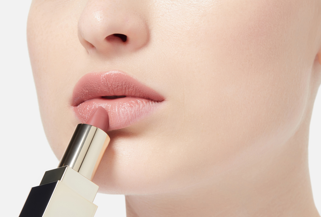 Clé de Peau Beauté Mousturizing creamy lipstick Lipstick