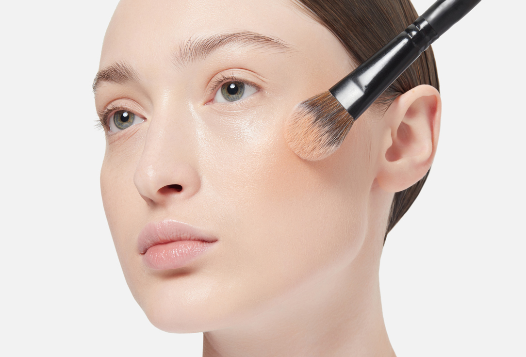 Clé de Peau Beauté Silky-smooth powder highlighter Luminizing Face Enhancer 203, Sunset's brilliance 10 g Clé de Peau Beauté Silky-smooth powder highlighter Luminizing Face Enhancer