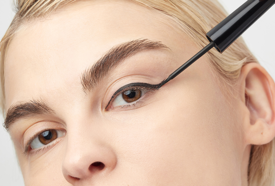 Divage Eyeliner Liquid Matt Ink 01, Black 8 ml Divage Eyeliner Liquid Matt Ink
